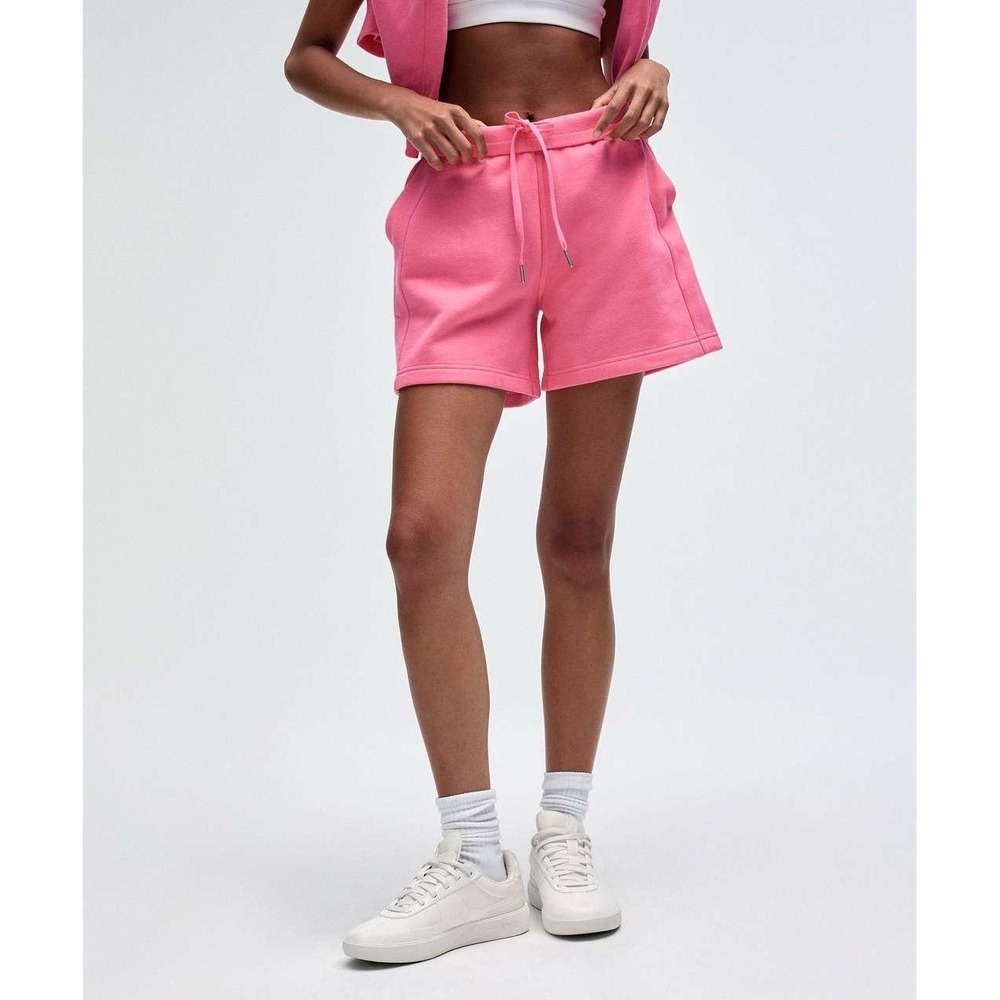Lululemon Scuba High Rise Shorts Size 2 Sakura Pink 5" Barbiecore Athleisure
